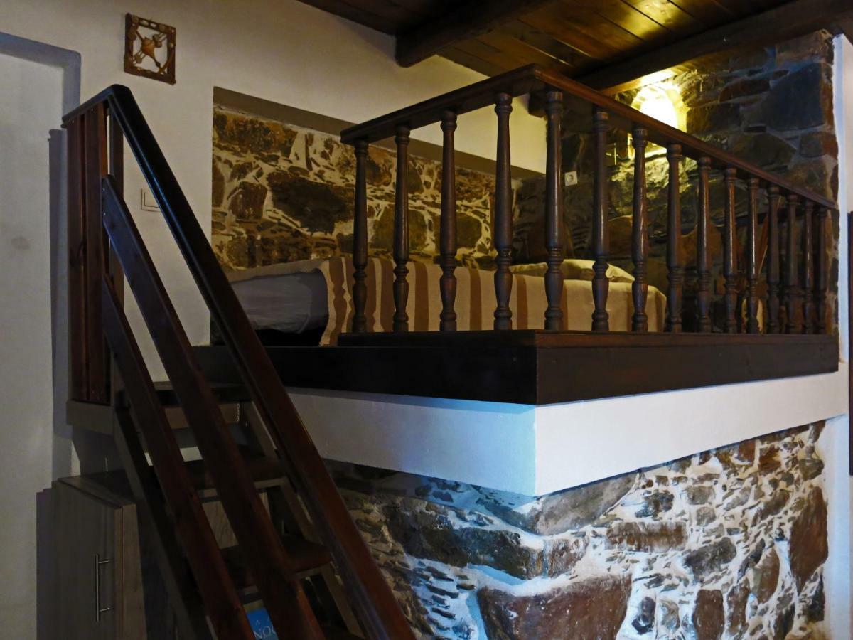 "Pefkopetro" Traditional House Keramotí Exterior photo